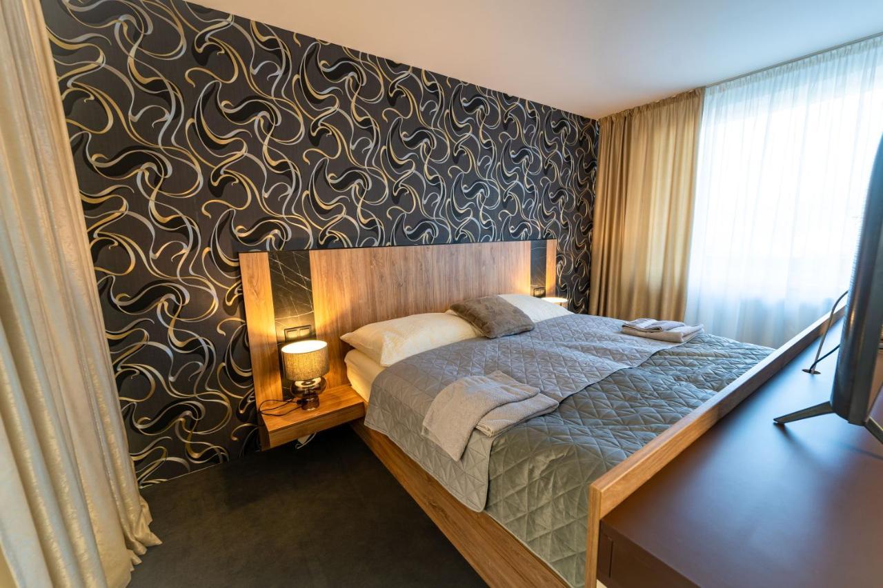 Hotel Zemplin Trebisov Ngoại thất bức ảnh