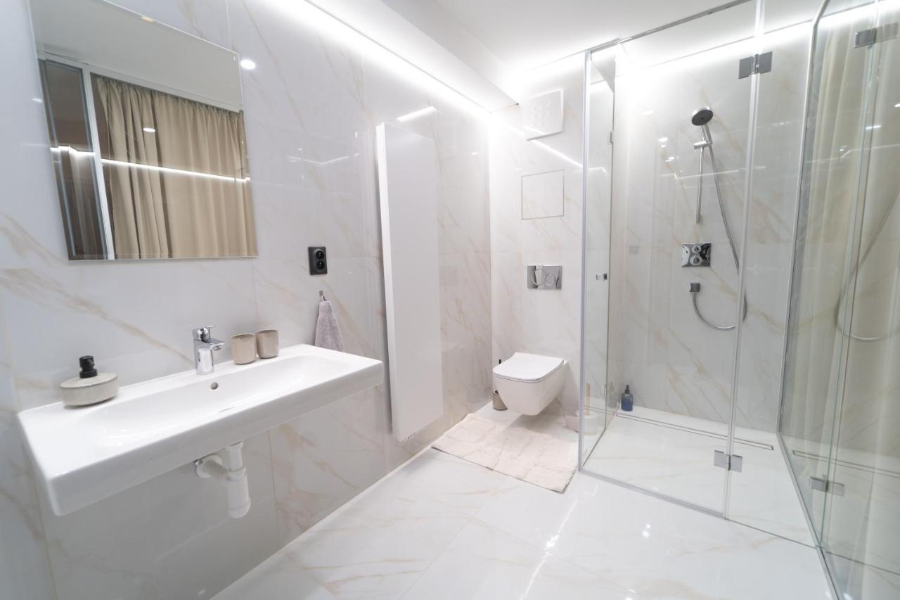 Hotel Zemplin Trebisov Ngoại thất bức ảnh